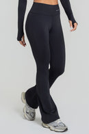Calças Flare Feminina Fitness - Preto