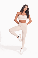 Conjunto Feminino Fitness Básico Calças e Top - Off-White
