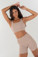 Conjunto Feminino Fitness Top e Shorts - Amêndoa